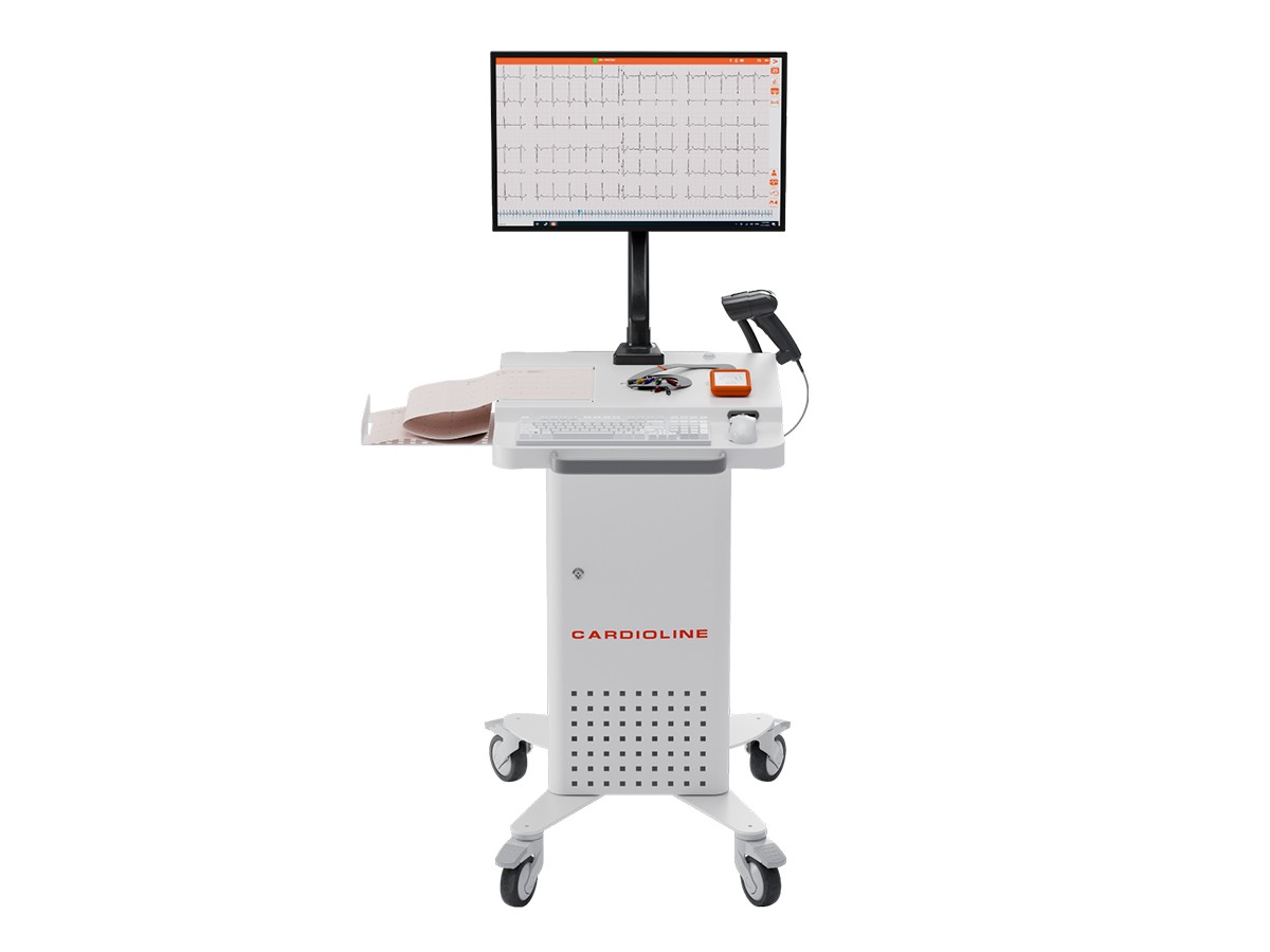 Monitor ECG che mostra il tracciato cardiaco